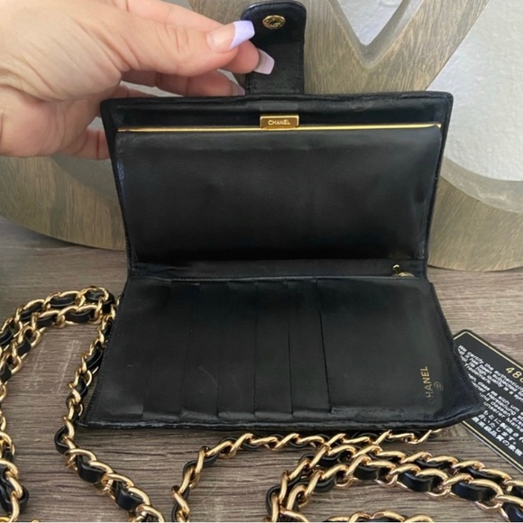 ♥️Vintage Chanel Timeless Wallet on Chain Clutch Wristlet / Crossbody option WOC - Picture 4 of 12